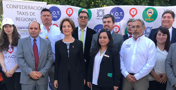 Innovación regional: taxistas de Temuco lanzan aplicación para solicitar móviles a través del celular